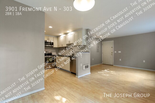 Building Photo - 3901 Fremont Ave N