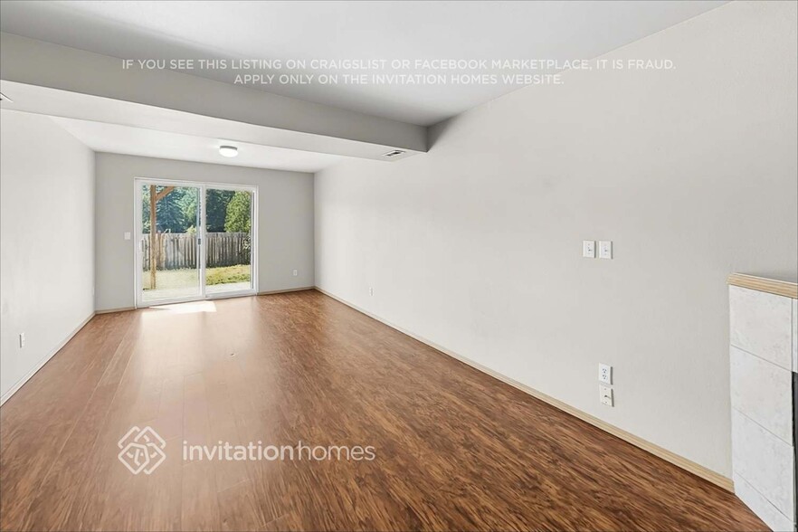 Building Photo - 22420 44th Ave Ct E
