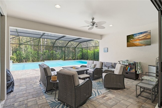 Building Photo - 11012 Castlereagh St