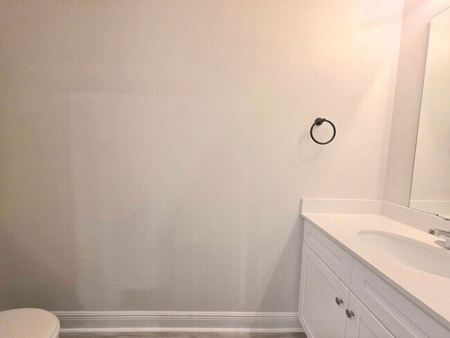 Building Photo - 4006 Pendragon Cir