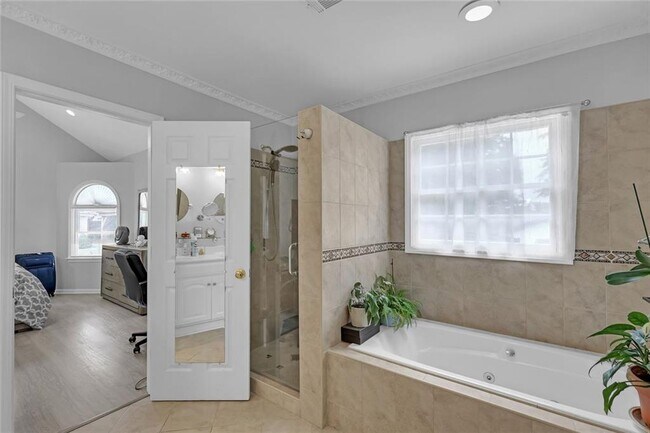 Building Photo - 569 Garner Way NW