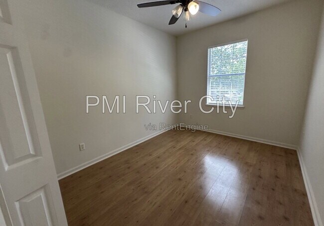 Building Photo - 8617 Ribbon Falls Ln