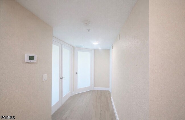 Building Photo - 4122 Residence Drive