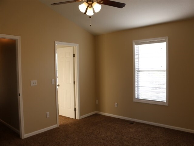 Building Photo - 5411 Meadow Grove Dr