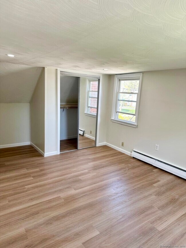 Building Photo - 46 Vance Rd