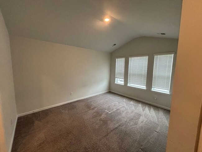 Building Photo - 4702 Palm View Cir