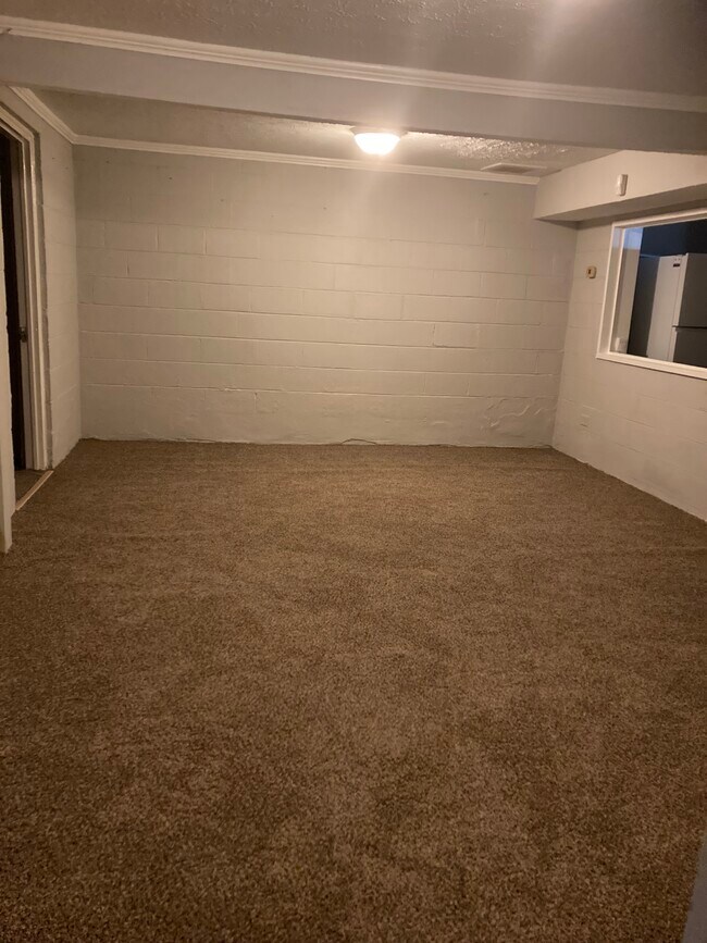 Building Photo - 220 Apartments