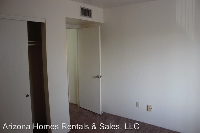 Building Photo - 2 br, 2 bath House - 608 South Liana Court