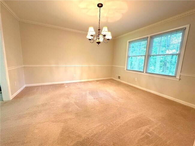 Building Photo - 4624 Mountain Creek Dr