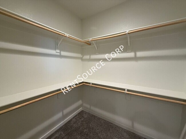 Building Photo - 3717 Santa Monica Ct