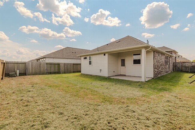 Building Photo - 10323 Birch Peak Dr