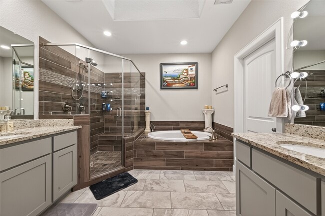 Building Photo - 1914 Shearn St