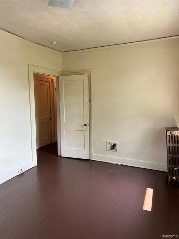 Building Photo - 9281 Broadstreet Ave