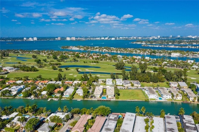 Building Photo - 350 S Shore Dr