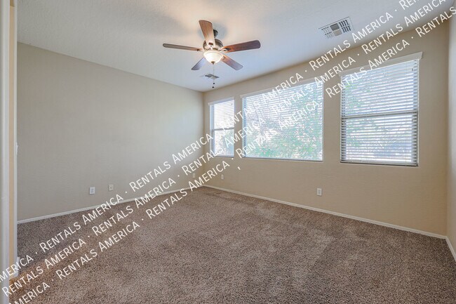 Building Photo - 39821 N Thunder Hills Ln