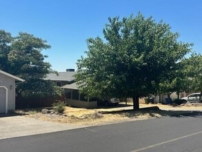 Building Photo - 19141ravenhillroad.is4lease.com