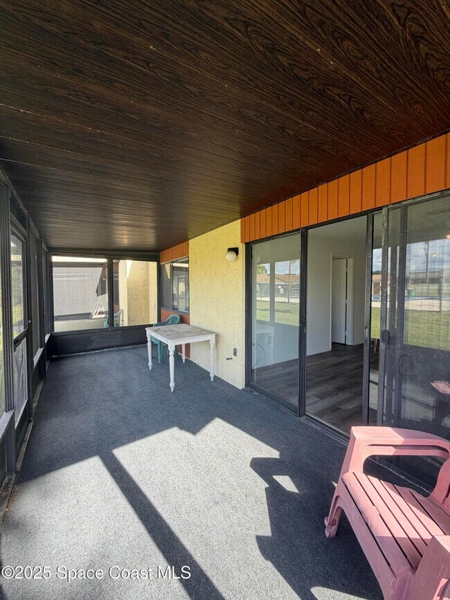 Building Photo - 1601 Jolson Ct