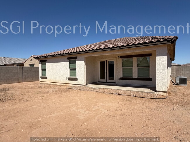 Building Photo - 2025 E Velvet Pl