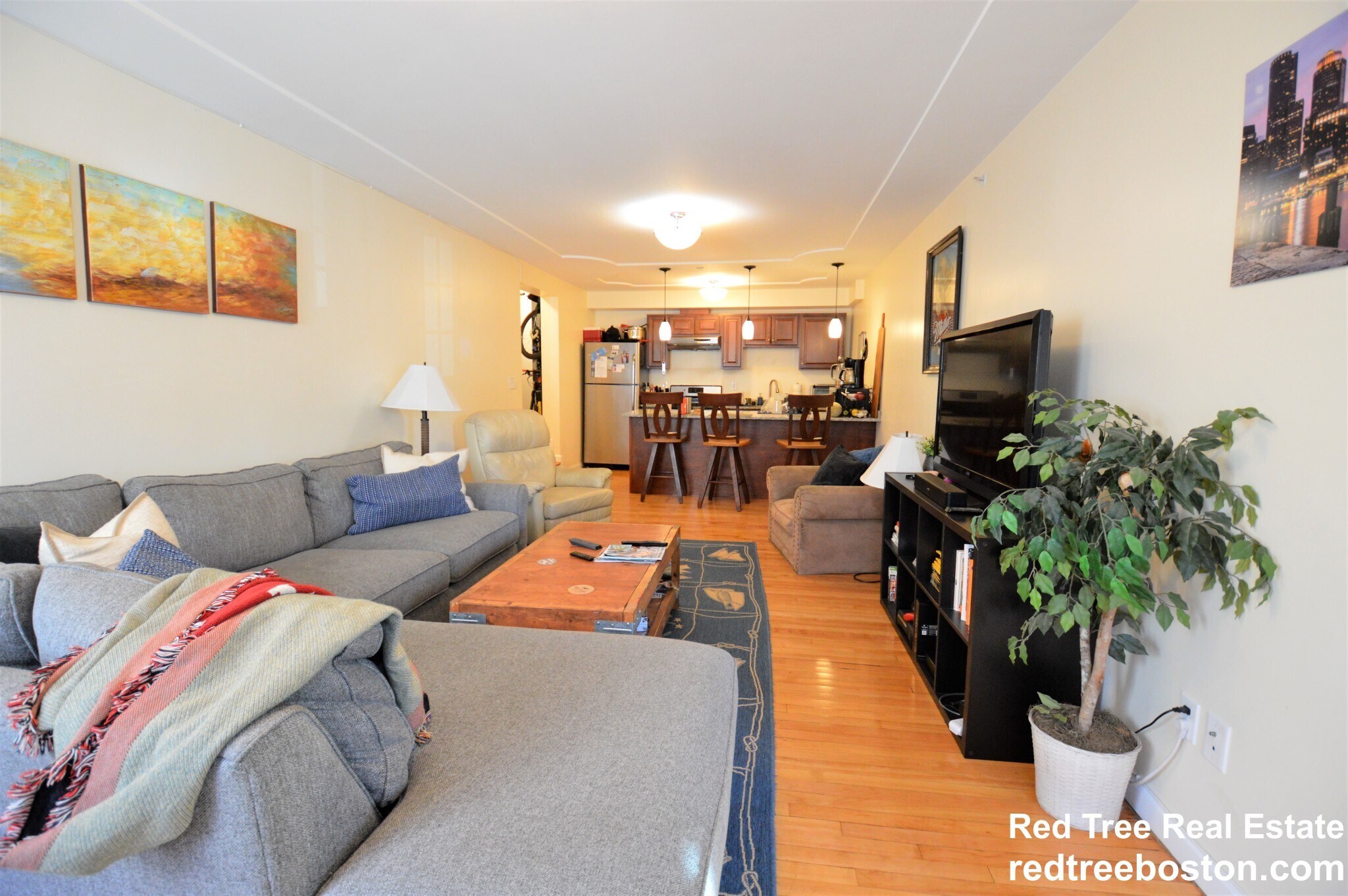 Building Photo - 34 Bentley St