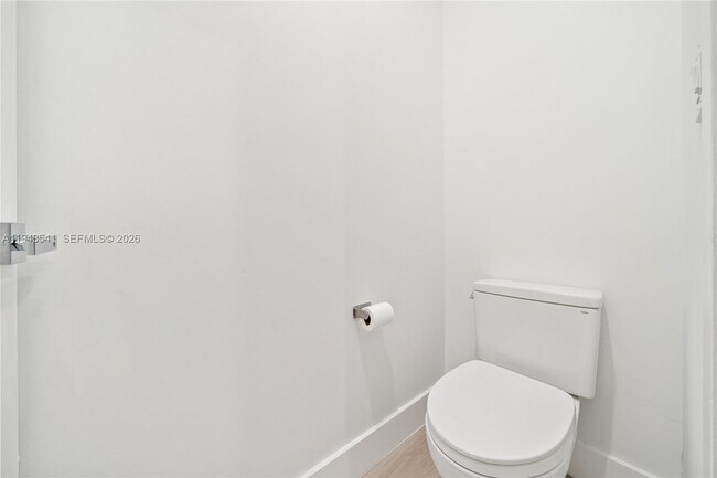 Building Photo - 4648 NW 83rd Ave