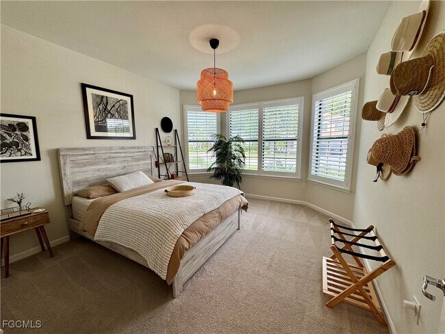 Building Photo - 3333 Hampton Blvd