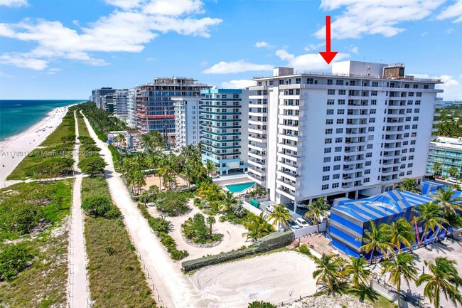Building Photo - 9225 Collins Ave