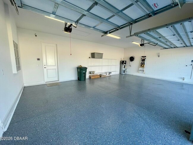 Building Photo - 437 Aquamarine Wy