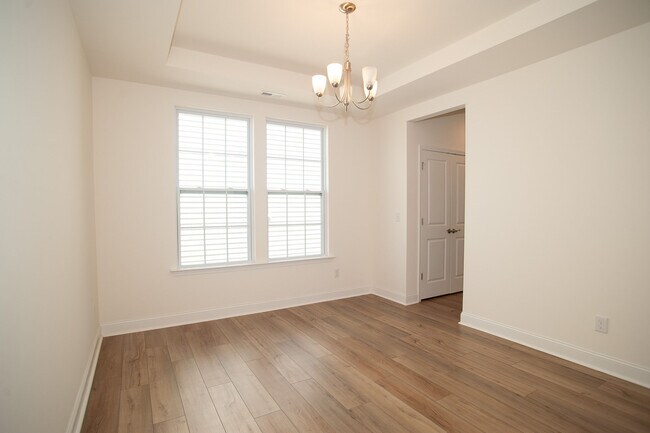 Building Photo - 131 Weldon Ln