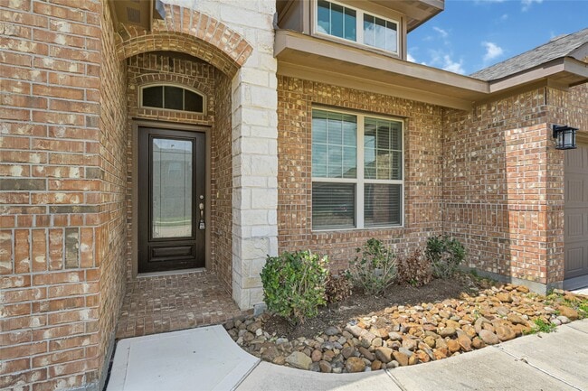 Building Photo - 4619 Grigio Pines Dr