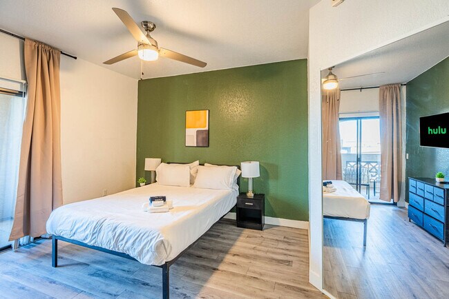 Building Photo - 2150 S 55th St