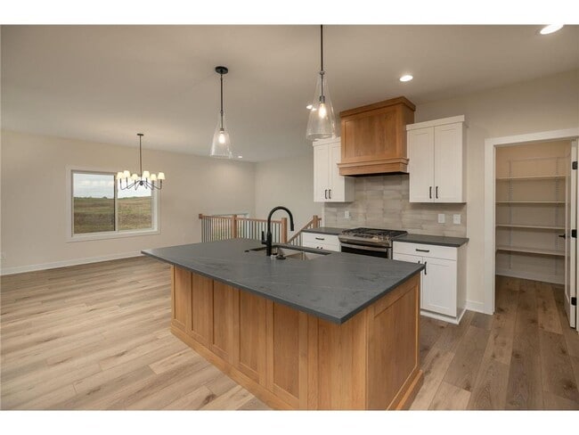 Building Photo - 301 Somerby Pkwy NE