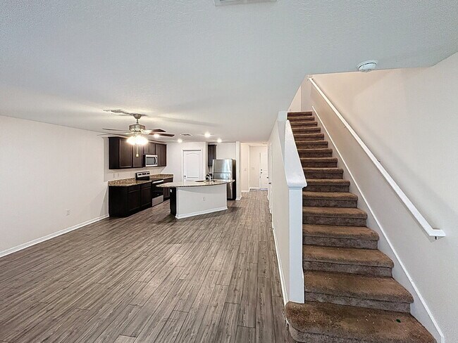 Building Photo - 5426 Companion Ln