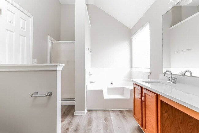 Building Photo - 65 Cinnamon Oak Cir