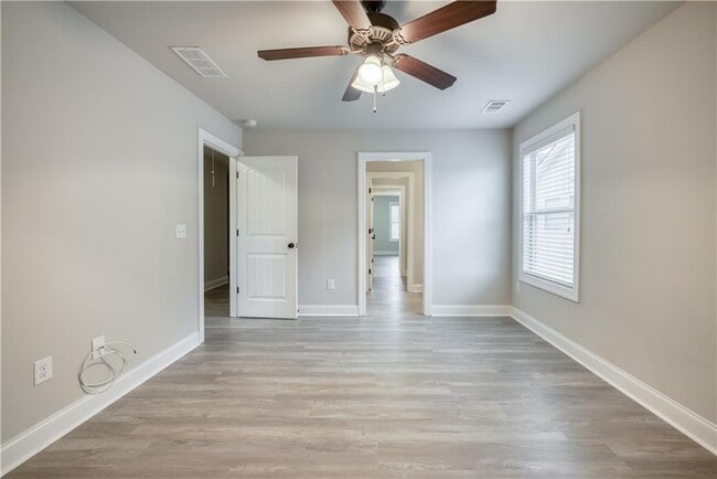 Building Photo - 428 Meadow Vista Ln