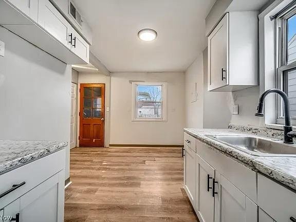 Building Photo - 3753 W 117th St