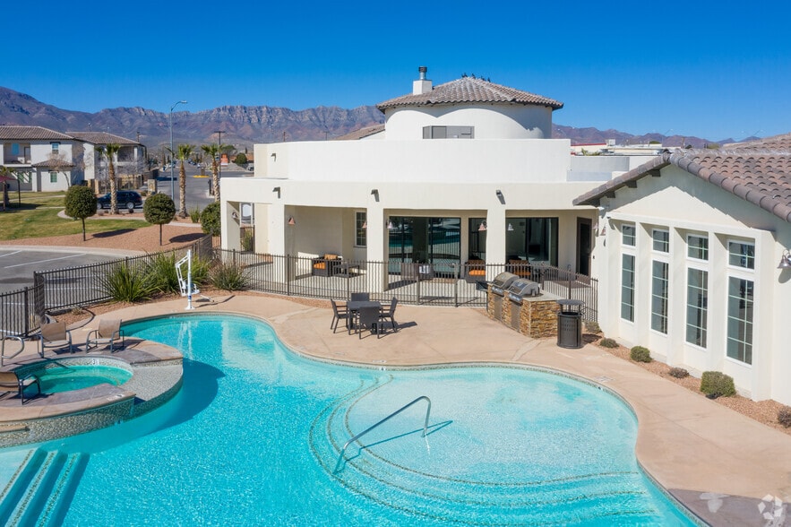 Bella Estancias 10800 St El Paso TX 79924 Apartment Finder