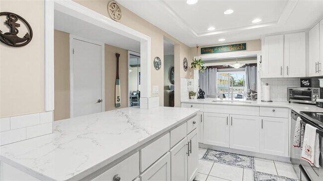 Building Photo - 318 Windrush Blvd