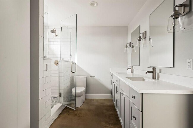 Building Photo - 2513 Broken Oak Dr