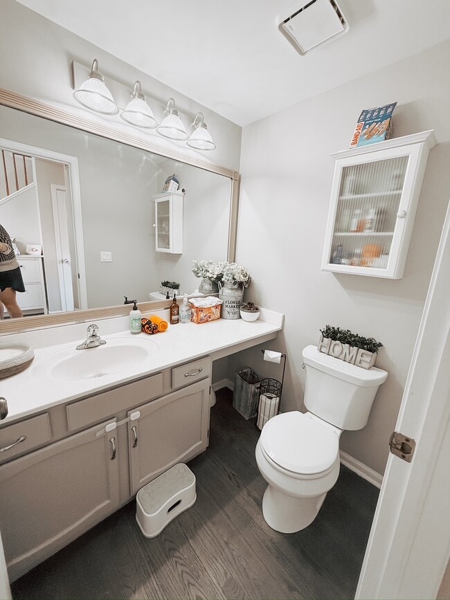 Building Photo - 1580 Birmingham Ln