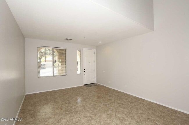 Building Photo - 7062 W Andrew Ln