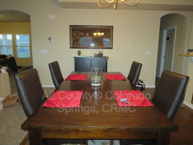 Building Photo - 8057 Chasewood Loop