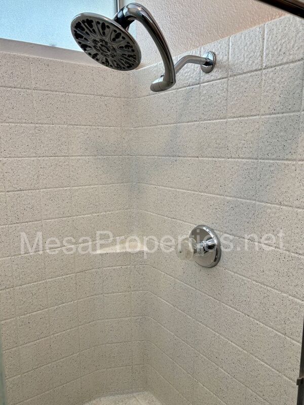 Building Photo - 1012 Alpine Ct