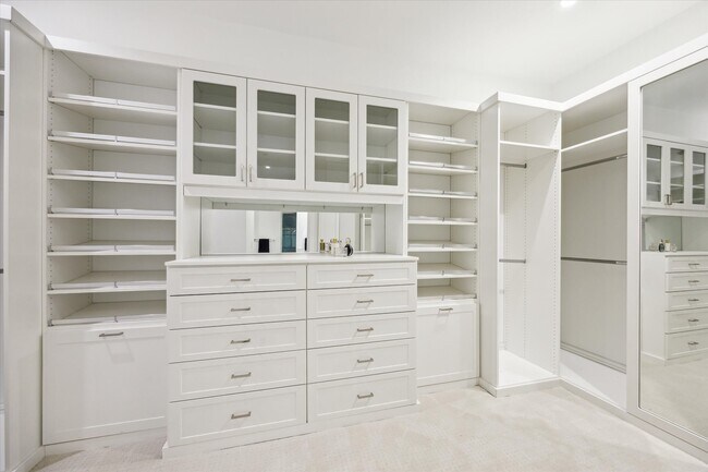 Building Photo - 4521 San Felipe St