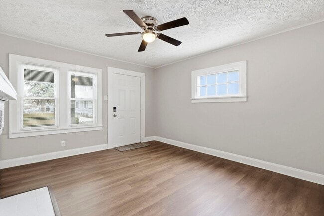 Building Photo - 783-785 S 18th St