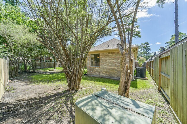 Building Photo - 13430 Missarah Ln