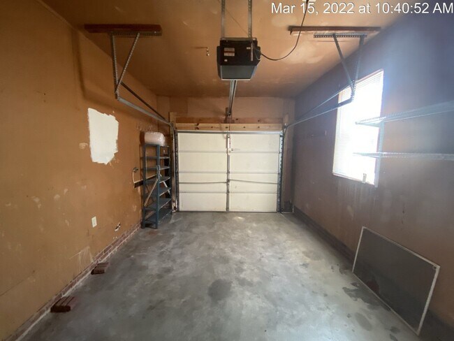 Building Photo - 144 S Ingleside Dr