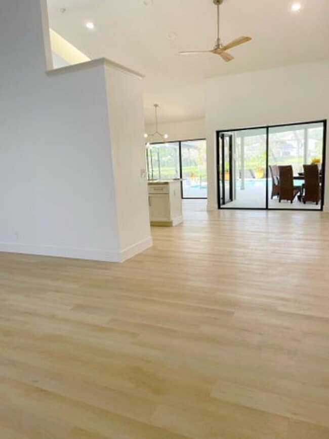 Building Photo - 3345 Pine Hill Trail