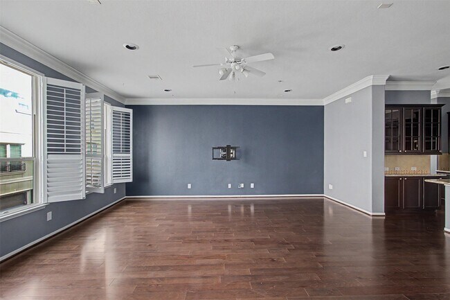 Building Photo - 6363 Fairdale Ln