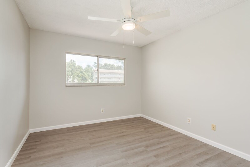 Building Photo - 2262 Swedish Dr