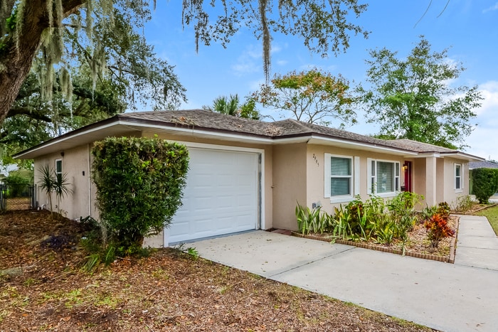 Building Photo - 2995 Westland Rd